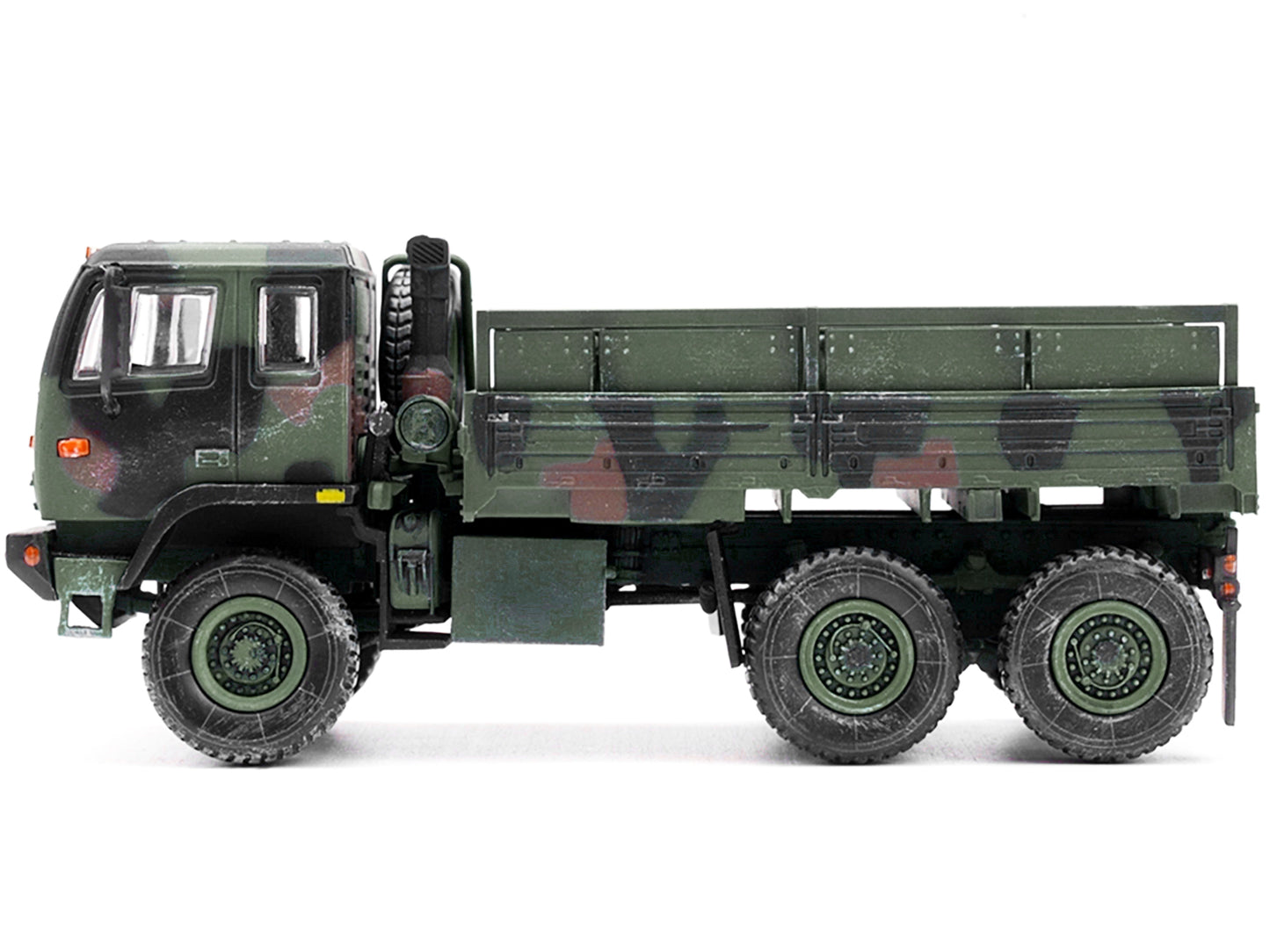M1083 MTV Medium Tactical Vehicle Standard Cargo Truck NATO Camouflage US Army