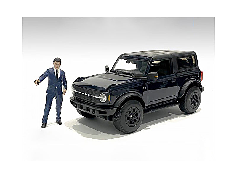 The Dealership Male Salesperson Figurine for 1/18 Scale Models American Diorama