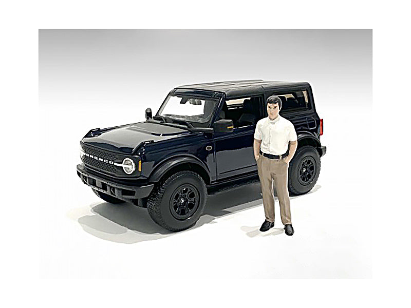 The Dealership Customer I Figurine for 1/24 Scale Models American Diorama