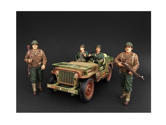 US Army WWII 4 Piece Figure Set For 1:18 Scale Models American Diorama