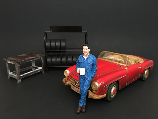 Mechanic Larry Taking Break Figure For 1:18 Scale Models American Diorama