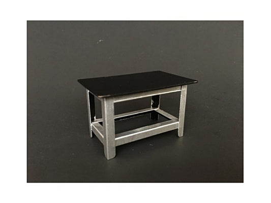 Metal Work Bench For 1:24 Scale Models American Diorama