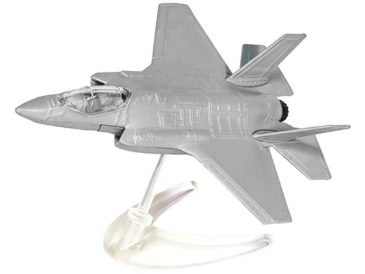 Lockheed Martin F-35 Lightning Fighter Aircraft Flying Aces Series Diecast Mode