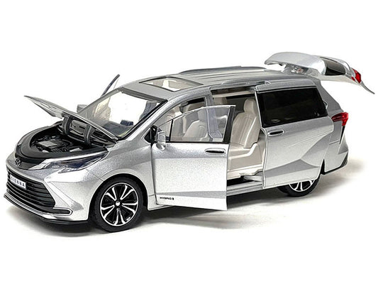 Toyota Sienna Minivan Silver Metallic 1/24 Diecast Car