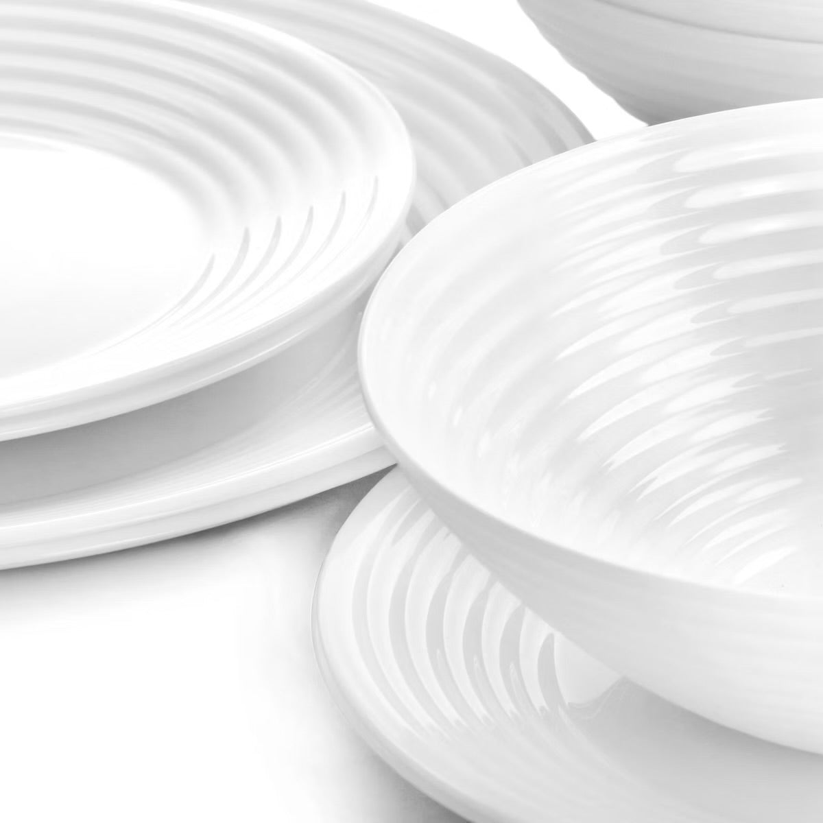 Gibson Ultra Patio 12 Piece Tempered Opal Glass Dinnerware Set in White