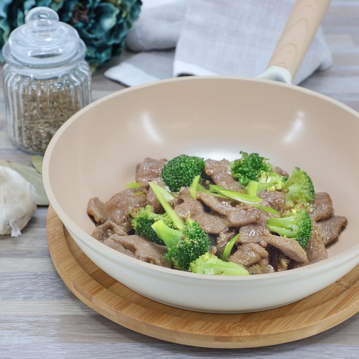 Gibson Elite Folkstone Beige 10" Ceramic Nonstick Cast Aluminum Frypan