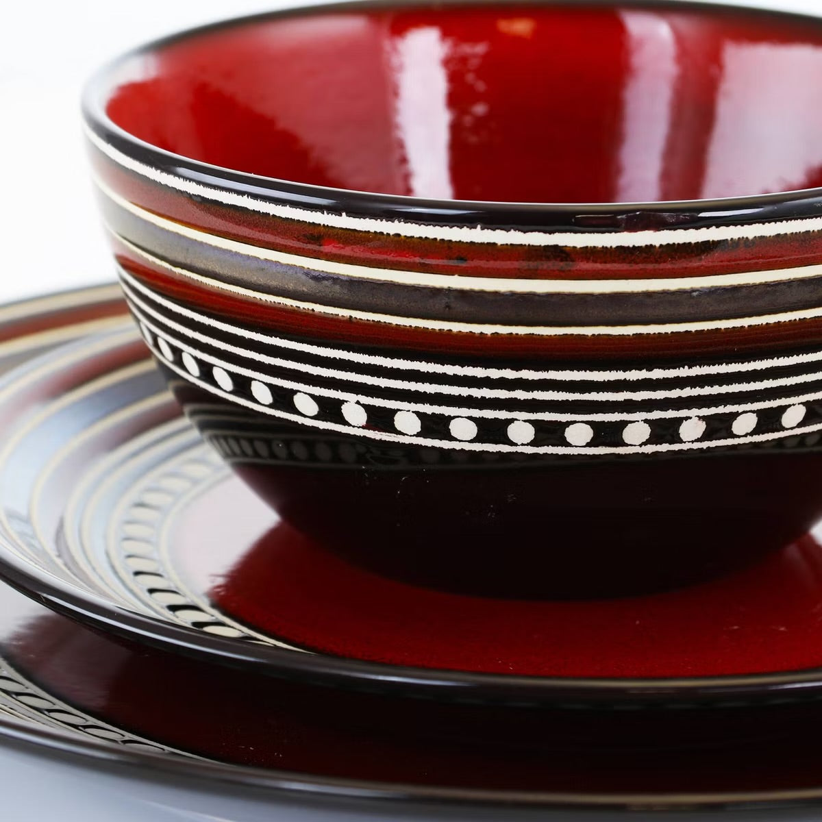 Gibson Elite Cafe Versailles 16 pc Double Bowl Dinnerware Set - Red