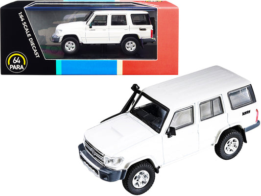 Toyota Land Cruiser 76 French Vanilla Pearl White 1/64 Diecast Car Paragon